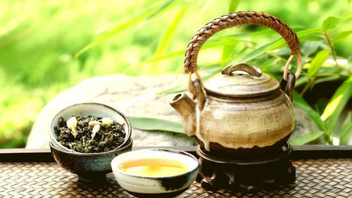 Кукича, алкализиращият тялото зелен чай