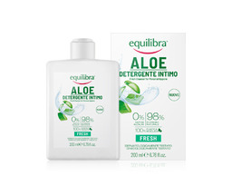 Refreshing intimate gel with aloe vera and cranberry