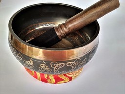 Special engraved antique Tibetan singing bowl M1 for sound therapy