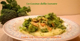Pasta with broccoli and salmon is a delicacy