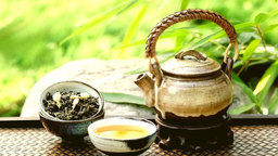Kukicha, body alkalizing green tea