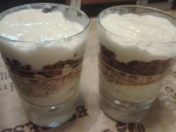 Dessert with blueberries and oatmeal