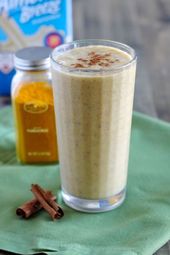 Smoothie with Chia seeds and turmeric