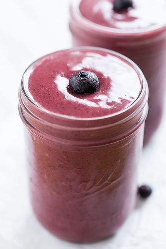 Vegan troubled acai berry powder