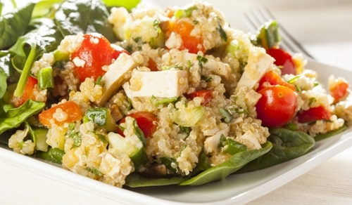 Quinoa with chicken, tofu and vegetables
